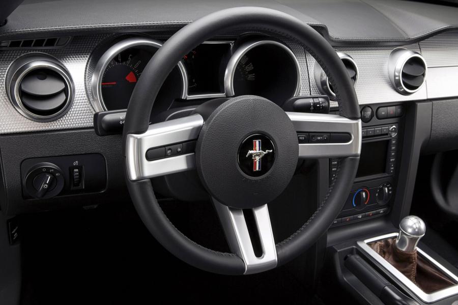  Ford Mustang AV8R 2008 года  (фото 5 из 16)